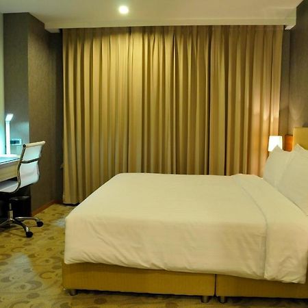 The Moonite Boutique Hotel Bangkok Ngoại thất bức ảnh