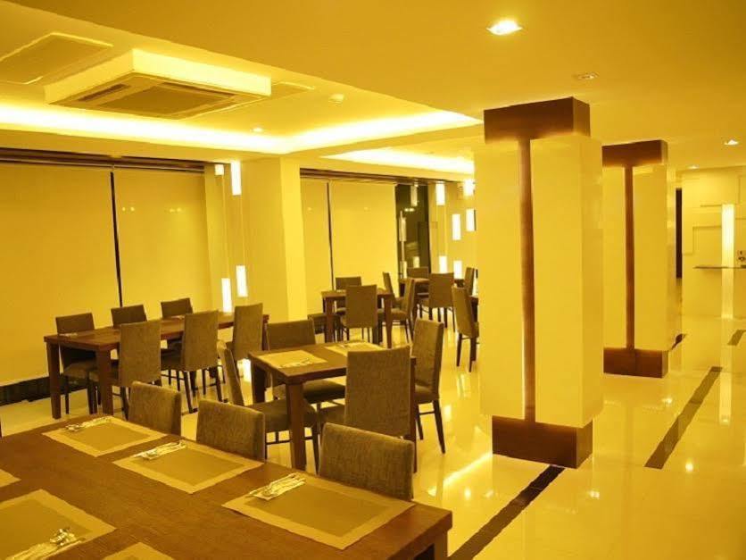 The Moonite Boutique Hotel Bangkok Ngoại thất bức ảnh
