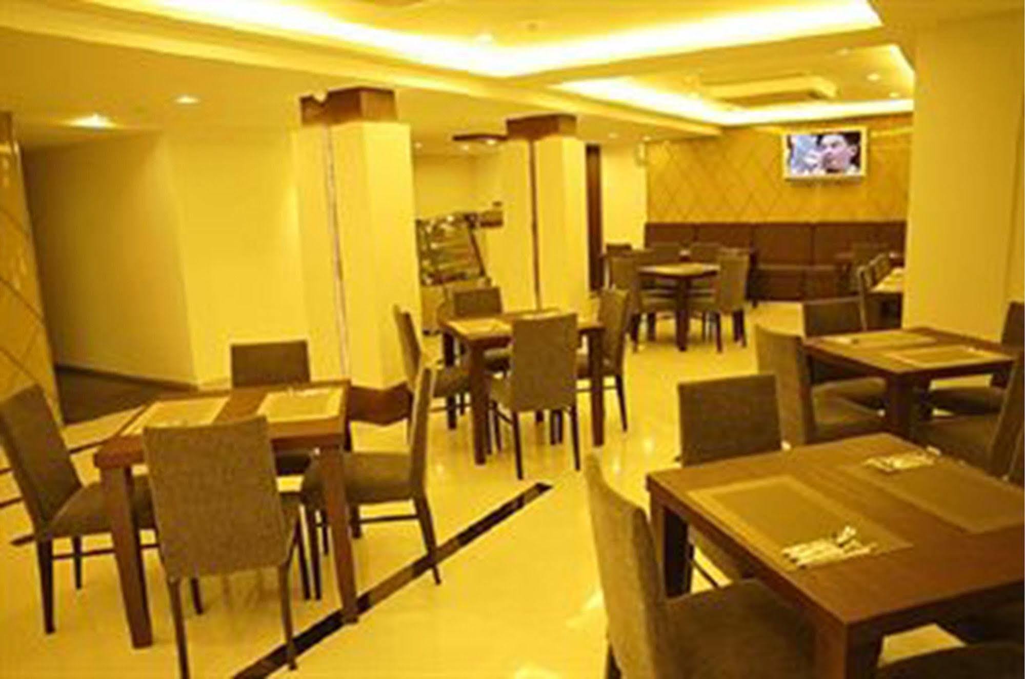 The Moonite Boutique Hotel Bangkok Ngoại thất bức ảnh